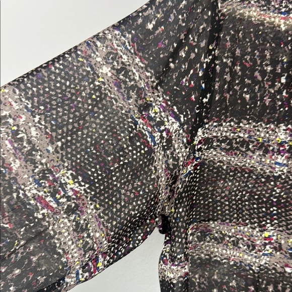 Cabi Crochet Print Black Brown and Cream Buttoned Sheer Paris Blouse Size Large - Picture 4 of 12